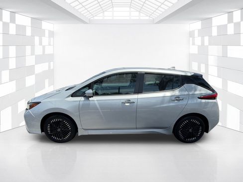 Certified 2024 Nissan Leaf SV Plus FWD image 4
