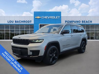 Used 2023 Jeep Grand Cherokee L Laredo