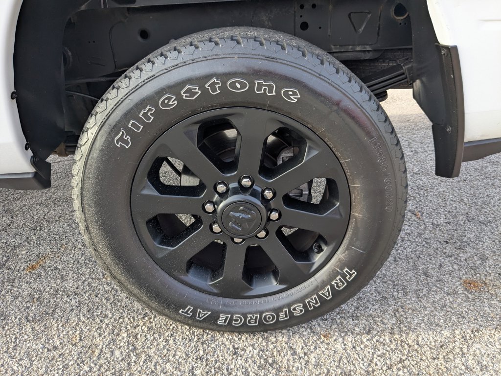Used 2023 RAM 3500 Big Horn w/ Night Edition AWD/4WD image 18