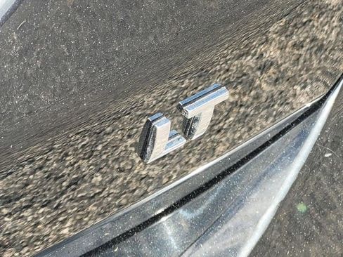 Used 2022 Chevrolet Equinox LT image 9