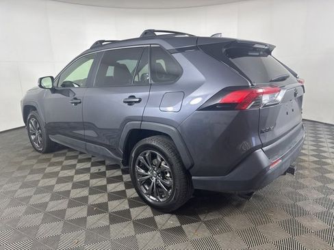 Used 2023 Toyota RAV4 XLE Premium image 6
