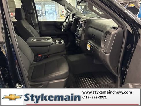 New 2026 Chevrolet Silverado 1500 Custom Trail Boss w/ Turbomax Blackout Package AWD/4WD image 16