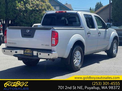 Used 2016 Nissan Frontier SV w/ SV Value Truck Package AWD/4WD image 4