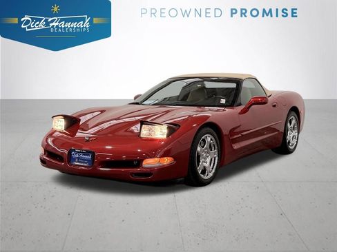 Used 1998 Chevrolet Corvette Convertible w/ Memory Pkg RWD image 1