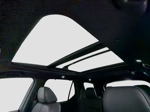 Used 2025 Honda Pilot Black Edition image 24