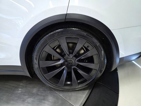 Used 2022 Tesla Model X AWD/4WD image 44