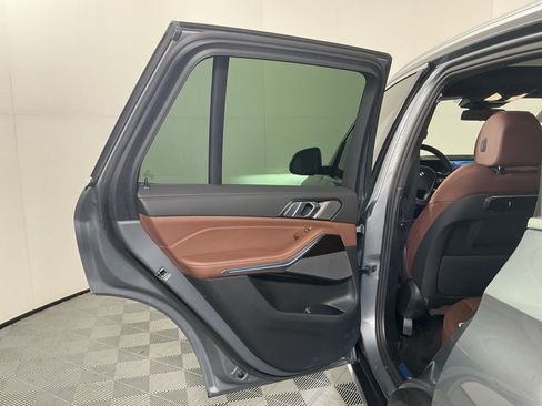 Certified 2025 BMW X5 xDrive50e w/ Premium Package image 25