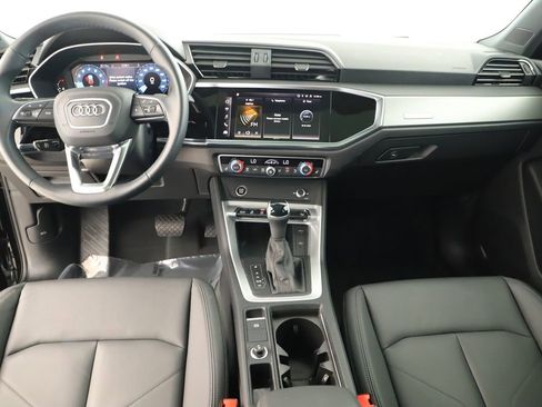 Certified 2024 Audi Q3 2.0T Premium w/ Convenience Package image 18