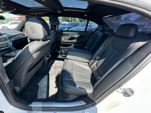 Used 2019 BMW 740i w/ M Sport Package RWD image 17