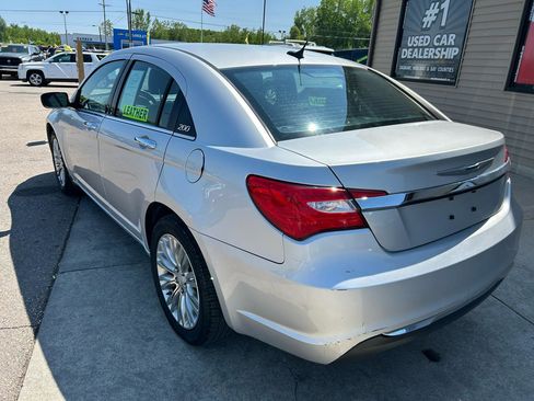 Used 2012 Chrysler 200 Limited FWD image 7