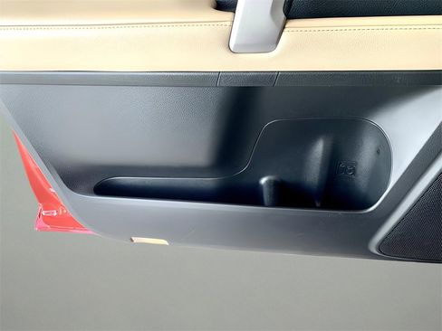 Used 2022 Toyota 4Runner SR5 Premium image 14