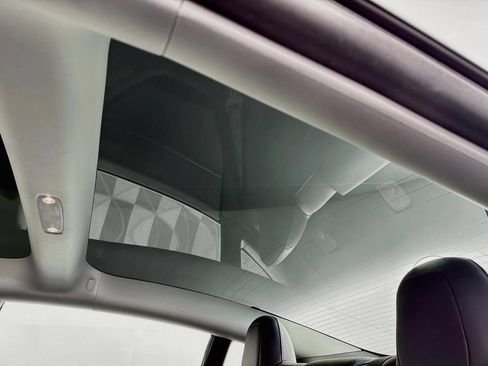 Used 2022 Tesla Model 3 RWD image 44