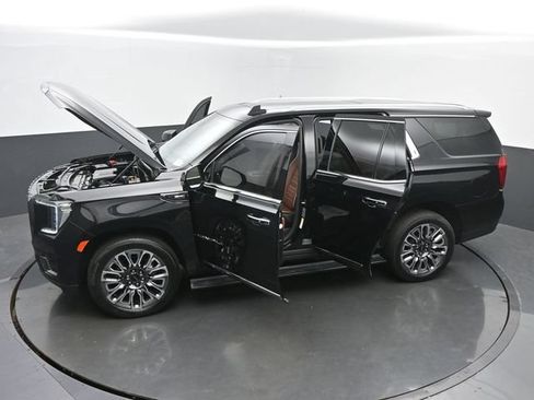 Used 2024 GMC Yukon Denali Ultimate AWD/4WD image 63