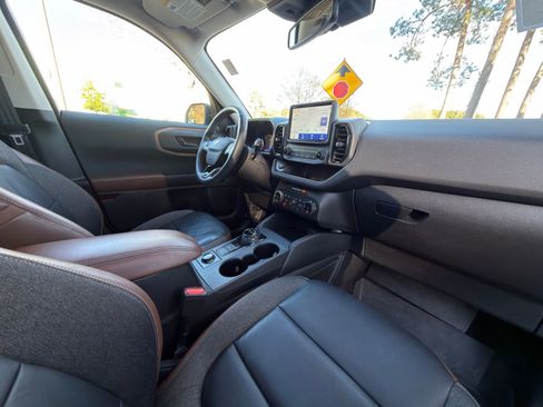 Used 2022 Ford Bronco Sport Outer Banks w/ Tech Package image 17