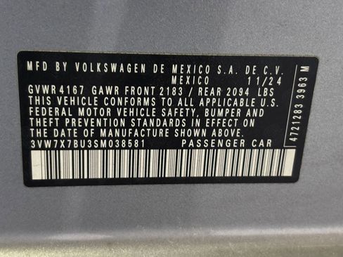 Used 2025 Volkswagen Jetta SE image 29