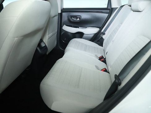 Used 2023 Honda HR-V LX image 14