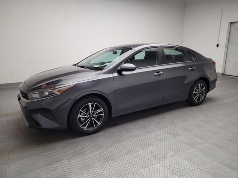 Used 2024 Kia Forte LXS w/ LXS Technology Package image 2