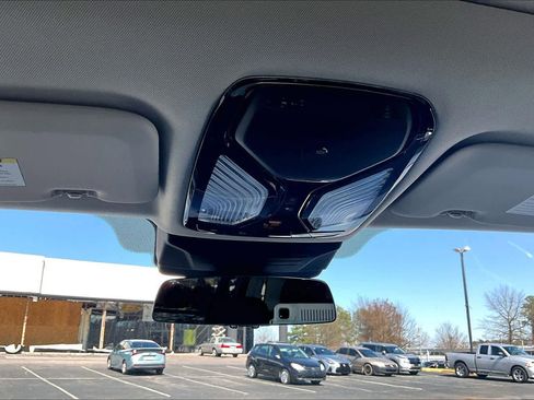 Certified 2024 BMW X7 xDrive40i AWD/4WD image 36