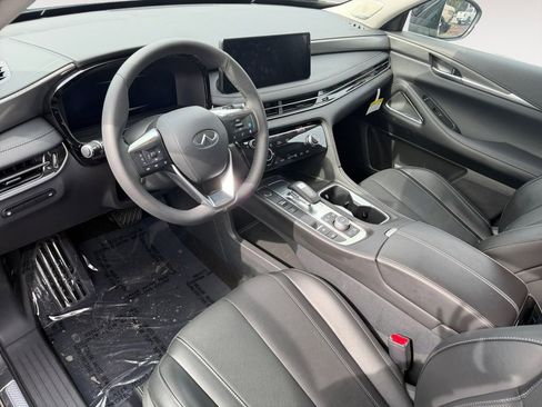Used 2025 INFINITI QX60 Luxe image 17