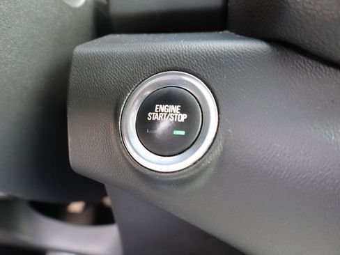 Used 2020 GMC Terrain SLE w/ Driver Convenience Package AWD/4WD image 19