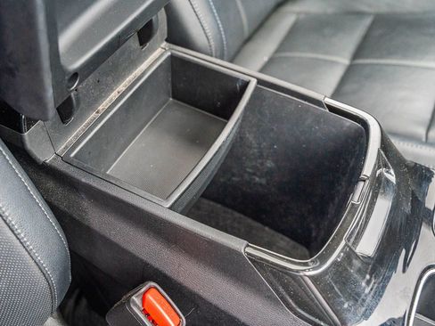 Used 2023 Kia Telluride EX w/ EX Captain's Chair Package image 13