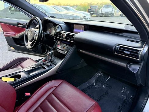 Used 2018 Lexus IS 300 F Sport w/ F Sport Package RWD image 12
