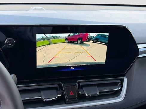 New 2026 Chevrolet TrailBlazer LT w/ Midnight Edition FWD image 17