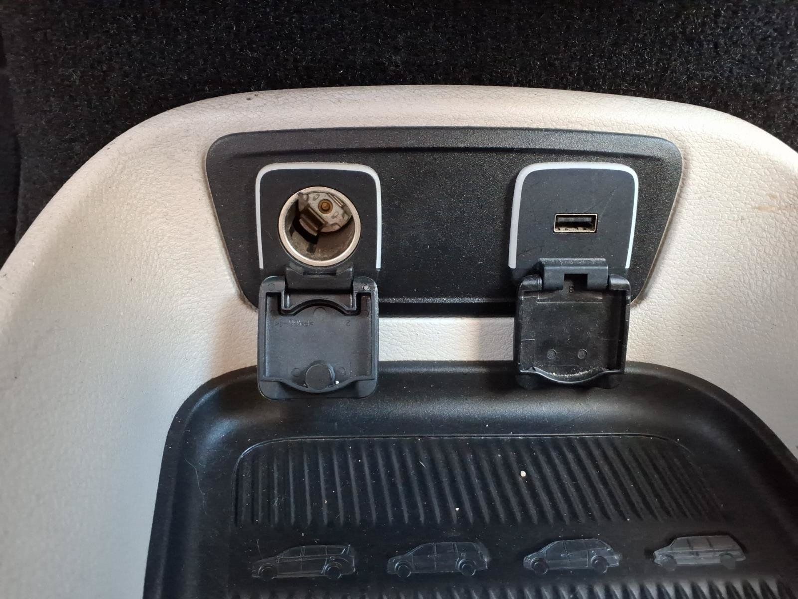 Used 2018 Chrysler Pacifica Touring Plus FWD image 14