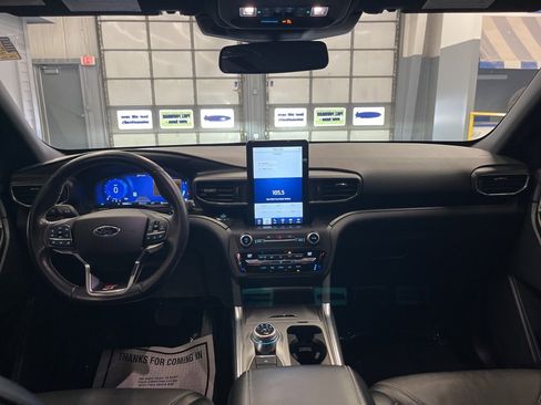 Used 2020 Ford Explorer ST w/ ST Street Pack image 33