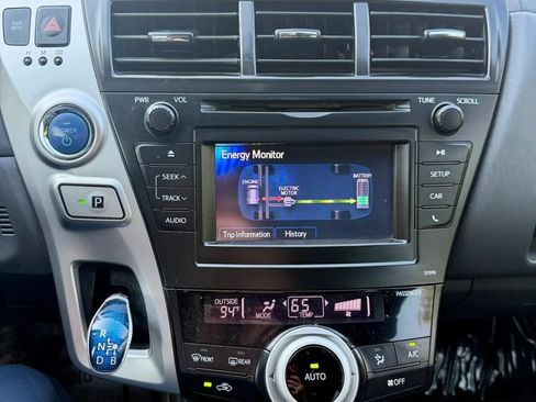 Used 2012 Toyota Prius V Two FWD image 31