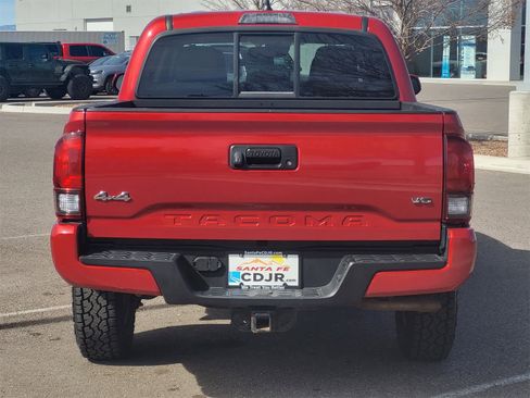Used 2022 Toyota Tacoma SR image 6