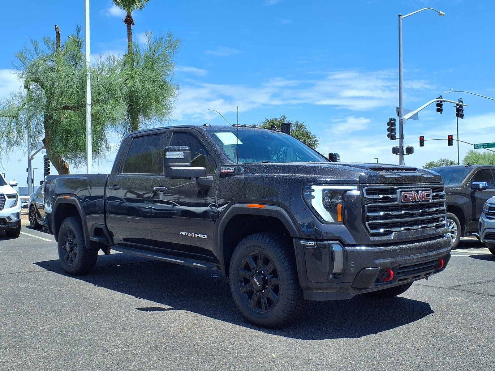 Used 2024 GMC Sierra 2500 AT4 w/ Technology Package AWD/4WD image 3