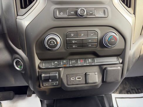 Used 2025 Chevrolet Silverado 1500 W/T w/ WT Value Package image 20