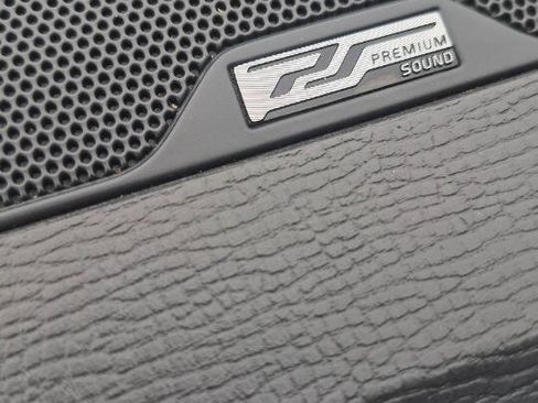 Used 2015 Volvo XC60 T5 Platinum image 73