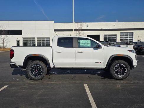 New 2026 GMC Canyon AT4 w/ Technology Plus Package AWD/4WD image 11