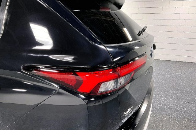 Used 2024 Mitsubishi Outlander SE Black Edition AWD/4WD image 21