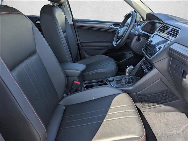Used 2024 Volkswagen Tiguan Wolfsburg Edition AWD/4WD image 27