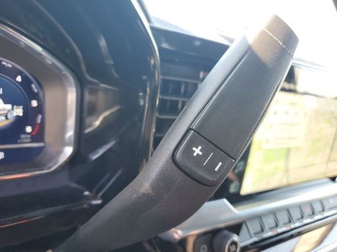 Used 2025 Chevrolet Silverado 1500 LT image 26