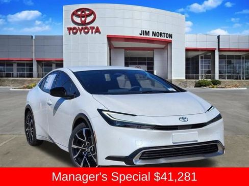 New 2026 Toyota Prius Plug-In Hybrid FWD image 1