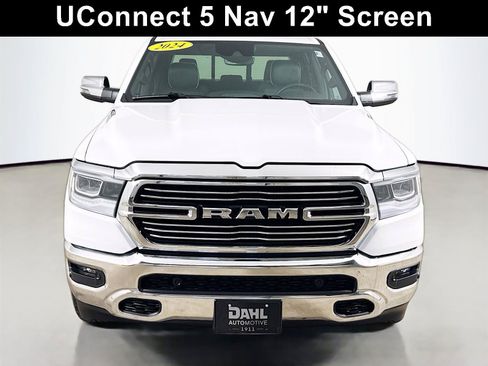 Used 2024 RAM 1500 Laramie AWD/4WD image 3
