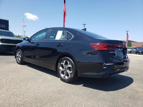 Used 2020 Kia Forte LXS FWD image 6
