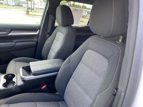 Used 2025 GMC Terrain Elevation AWD/4WD image 15