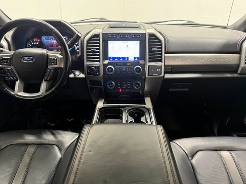 Used 2021 Ford F350 Platinum w/ Tremor Off-Road Package image 40