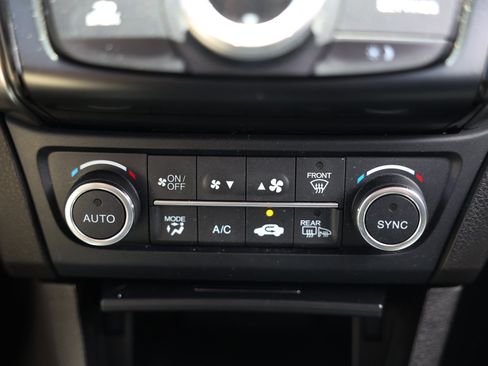 Used 2021 Acura ILX w/ Premium Package FWD image 37