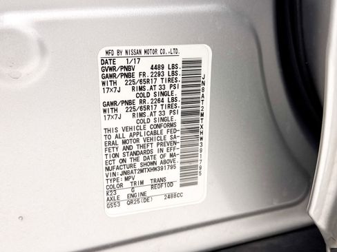 Used 2017 Nissan Rogue S image 34