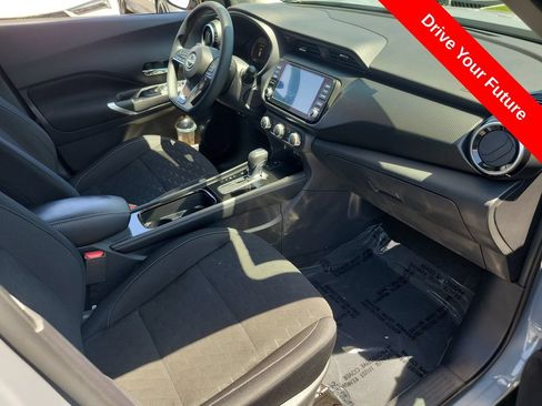 Used 2024 Nissan Kicks SV FWD image 17