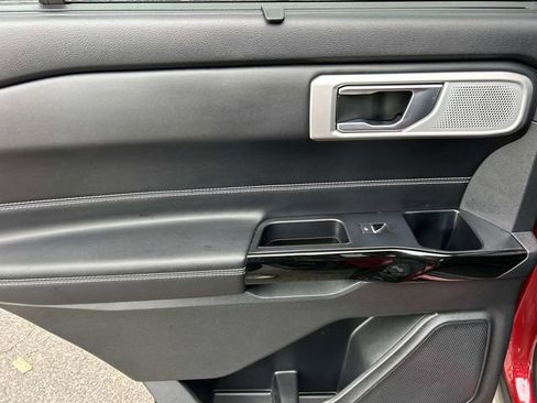 Used 2021 Ford Explorer ST w/ Equipment Group 401A image 16