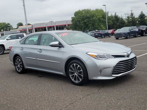 Certified 2018 Toyota Avalon XLE Premium w/ Protection Package FWD image 1