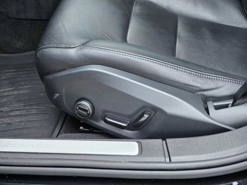 Used 2022 Volvo S60 T8 R-Design Expression w/ Advanced Package image 24