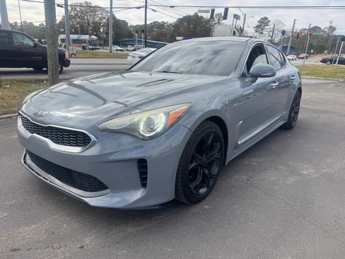 Used 2018 Kia Stinger image 1